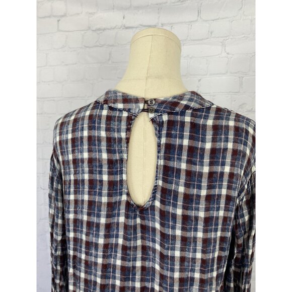 ⭐ 3/$15 Maurices Large Blue Red Plaid Keyhole Long Sleeve Top - Picture 6 of 7